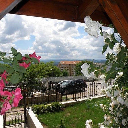 Apartments Kaloyan Veliko Tarnovo Kültér fotó