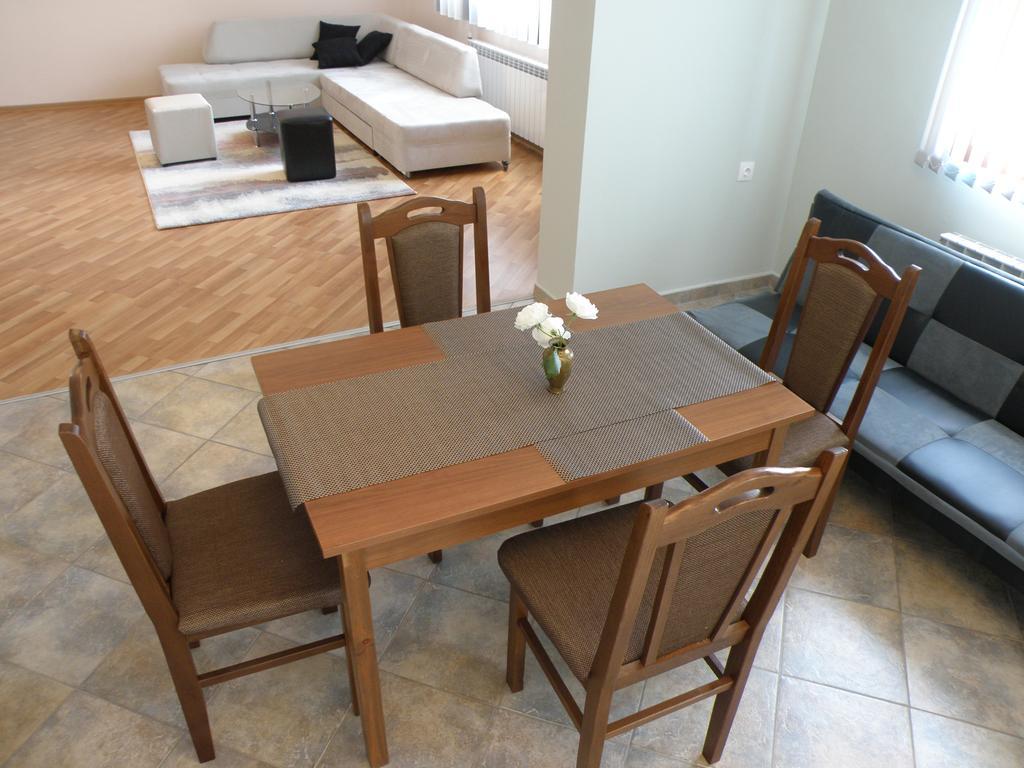 Apartments Kaloyan Veliko Tarnovo Kültér fotó